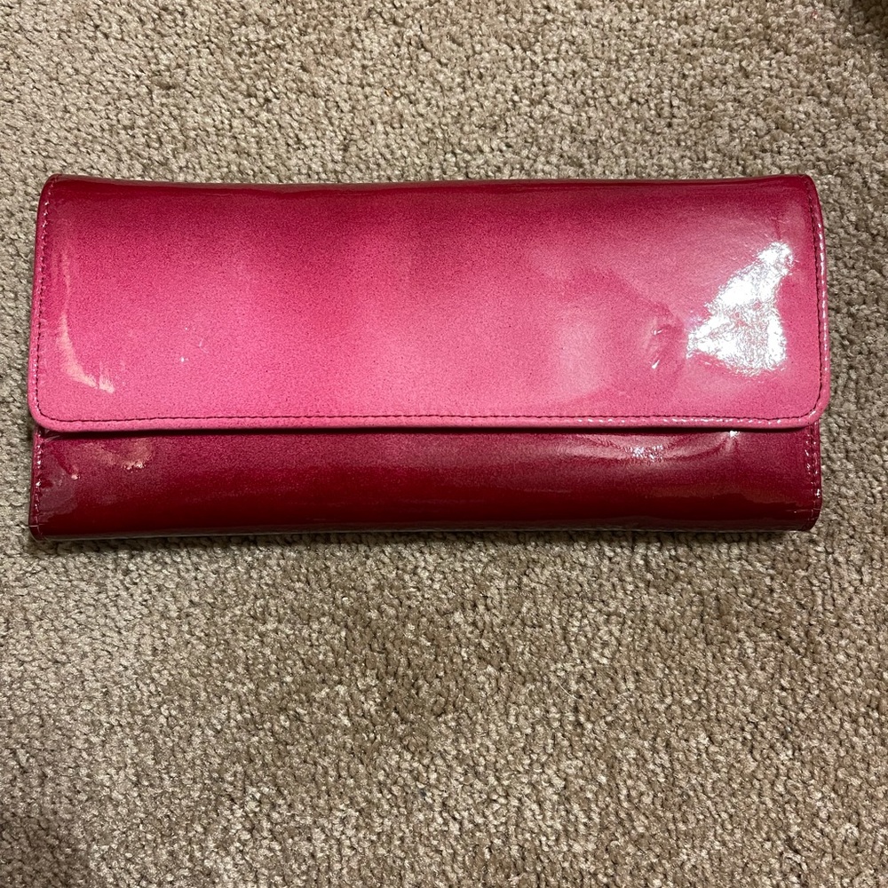 SALE ❤️Hobo international patent leather wallet